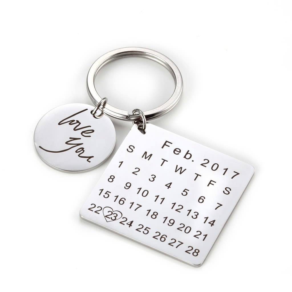 DIY Lovers Keychain Calendar.jpg