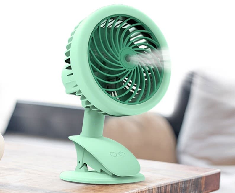 KUULAA.jpg Best table fan with a water spray