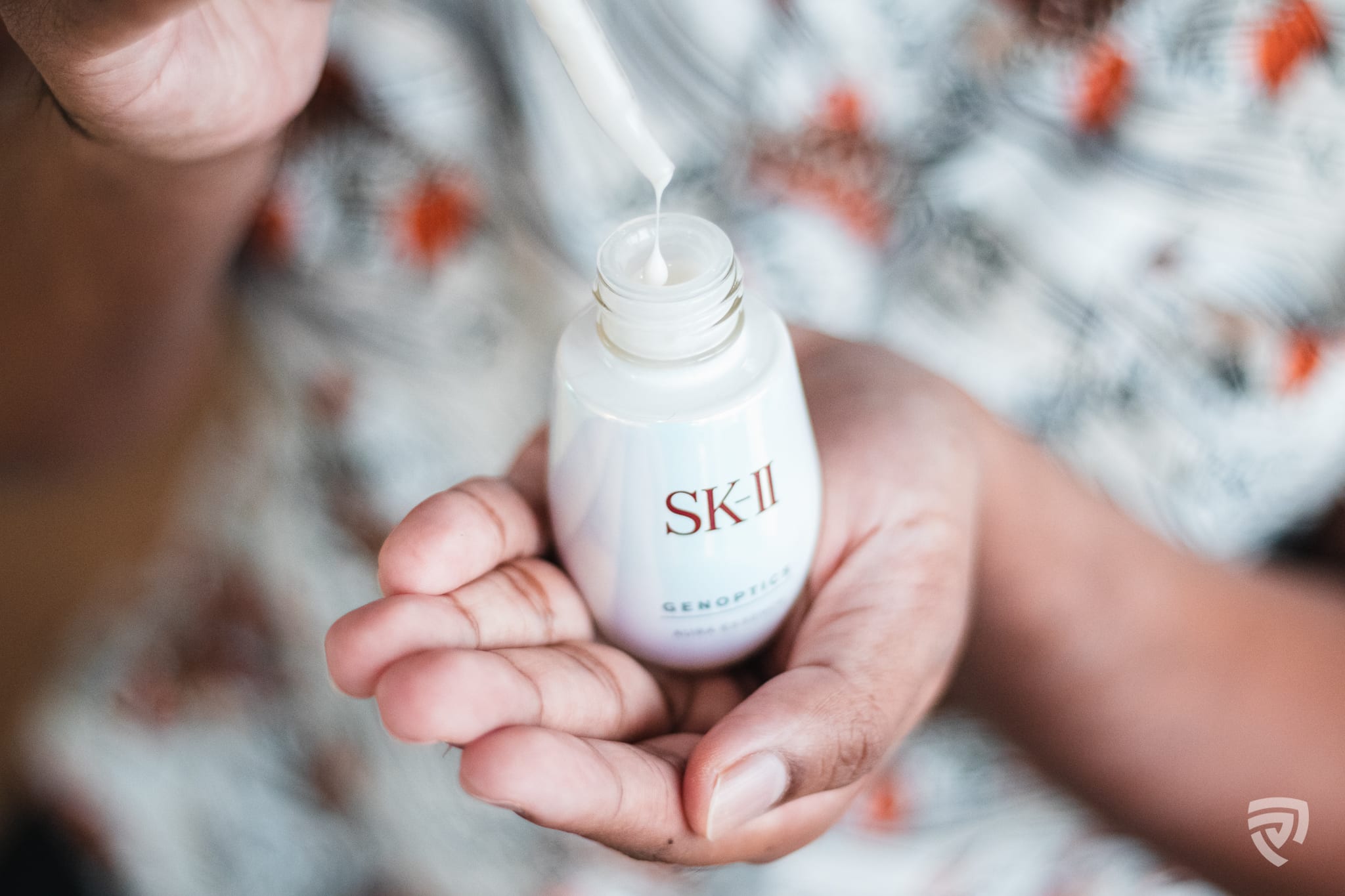 SK-II Genoptics Aura Essence - 3.jpg