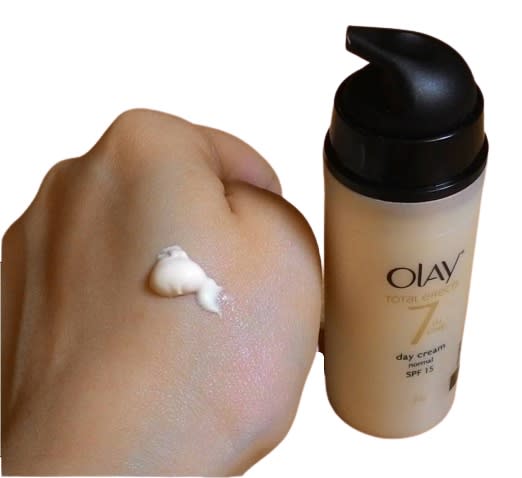 Olay Total Effects Normal UV Cream-4.jpg