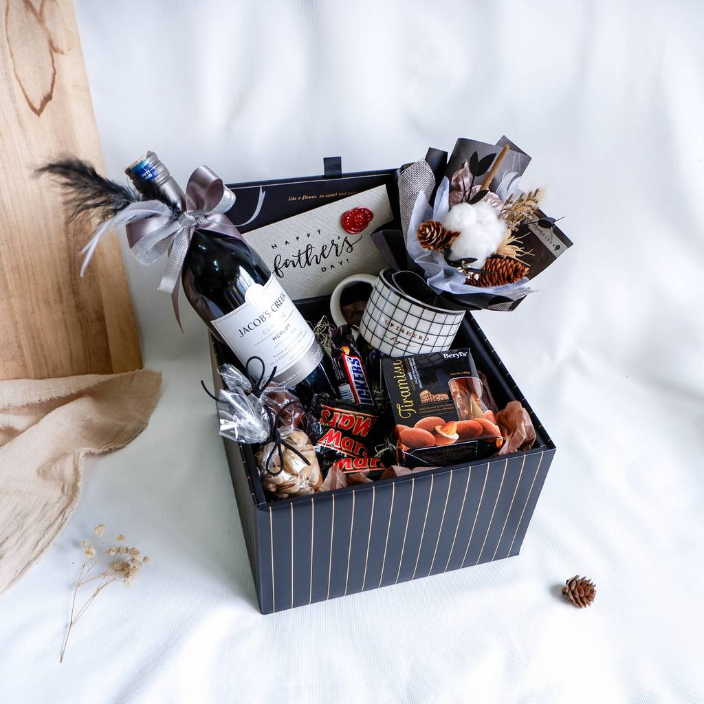 Premium Wine Gift Box -1.jpg Premium Wine Gift Box