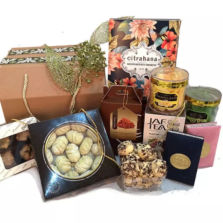 Bahar Hamper.jpg Bahar Hamper