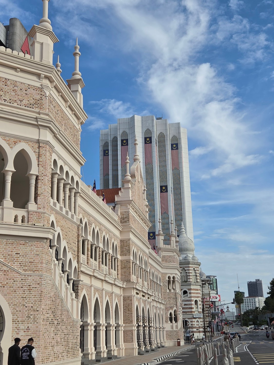 The Sultan Abdul Samad building shot on the Galaxy Z Fold8, flags hanging down the tower behind it The Sultan Abdul Samad building shot on the Galaxy Z Fold8, flags hanging down the tower behind it