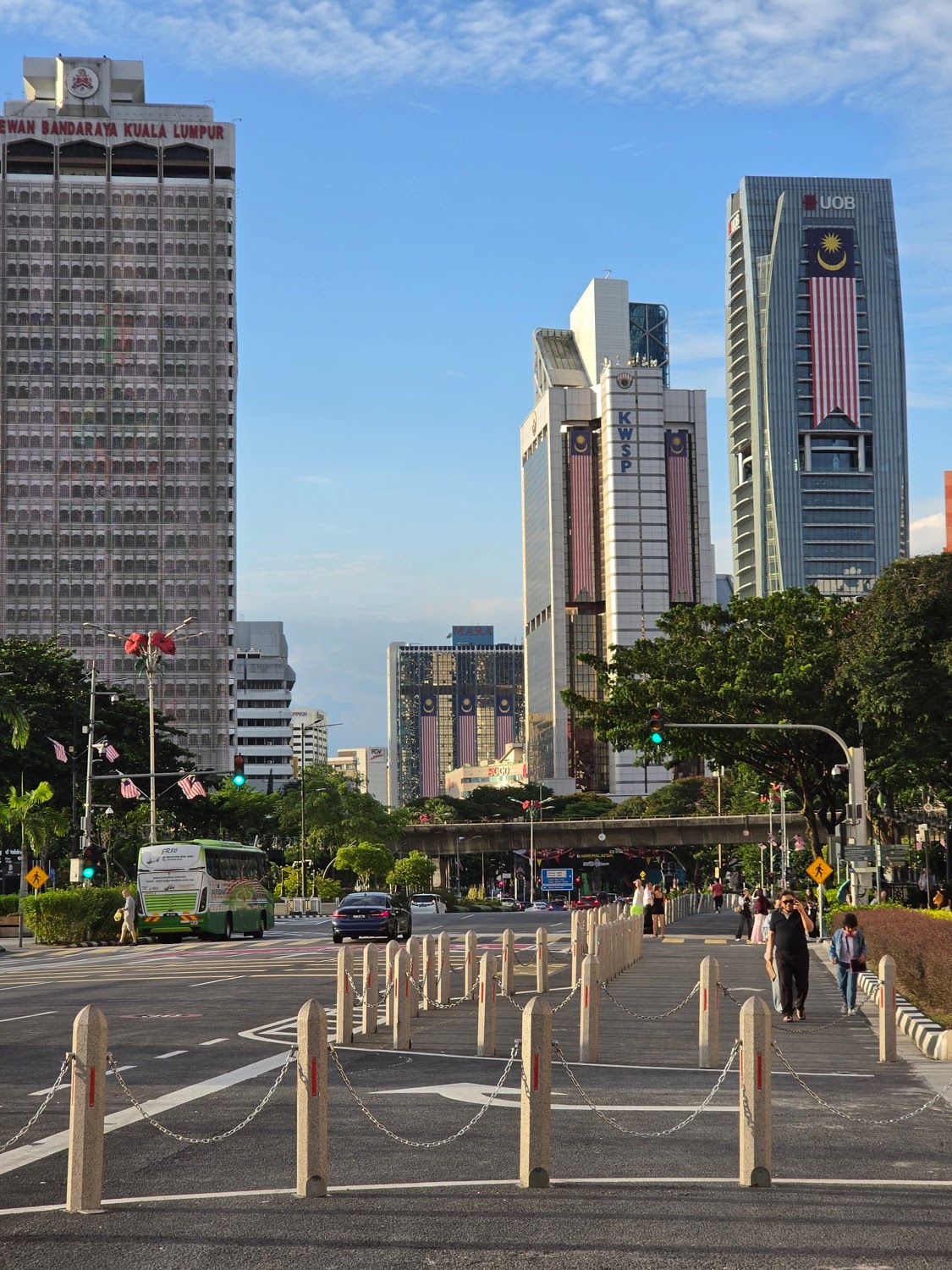 Jalan Raja looking towards Dewan Bandaraya, shot on the Galaxy Z Fold8 Ultra Jalan Raja looking towards Dewan Bandaraya, shot on the Galaxy Z Fold8 Ultra