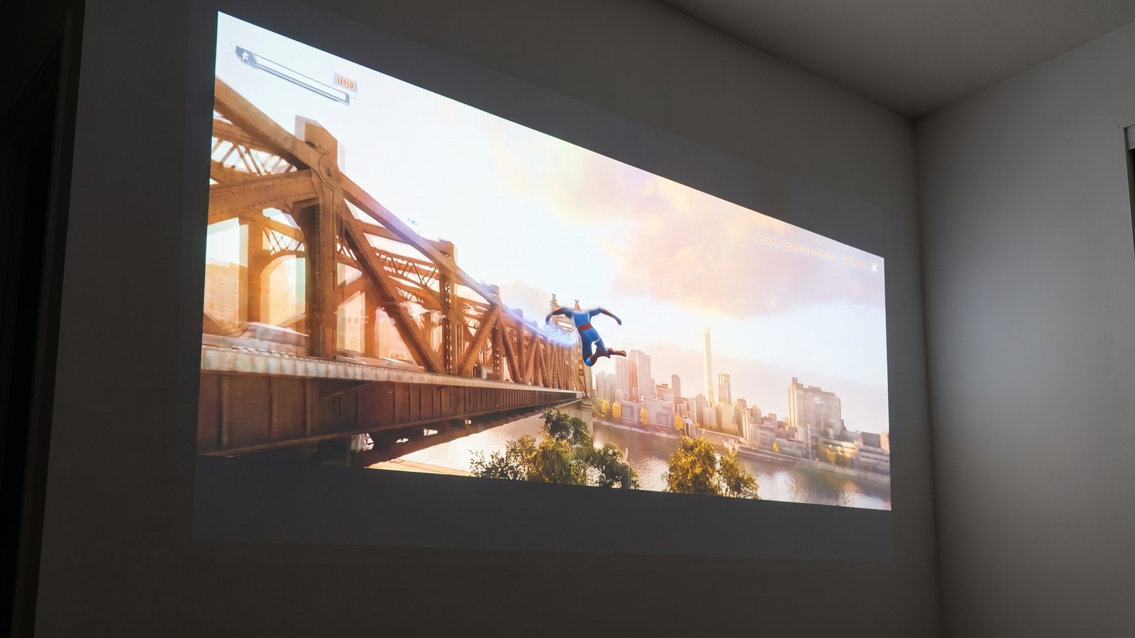 XGIMI Horizon 20 Pro projected picture Game scene projected on a living room wall by the XGIMI Horizon 20 Pro