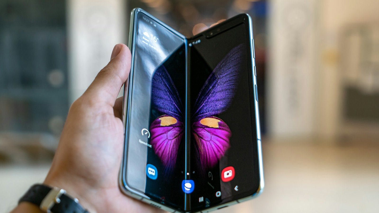 Samsung Malaysia Takes Up to RM1,200 Off Its Galaxy Flagships Until 15 October