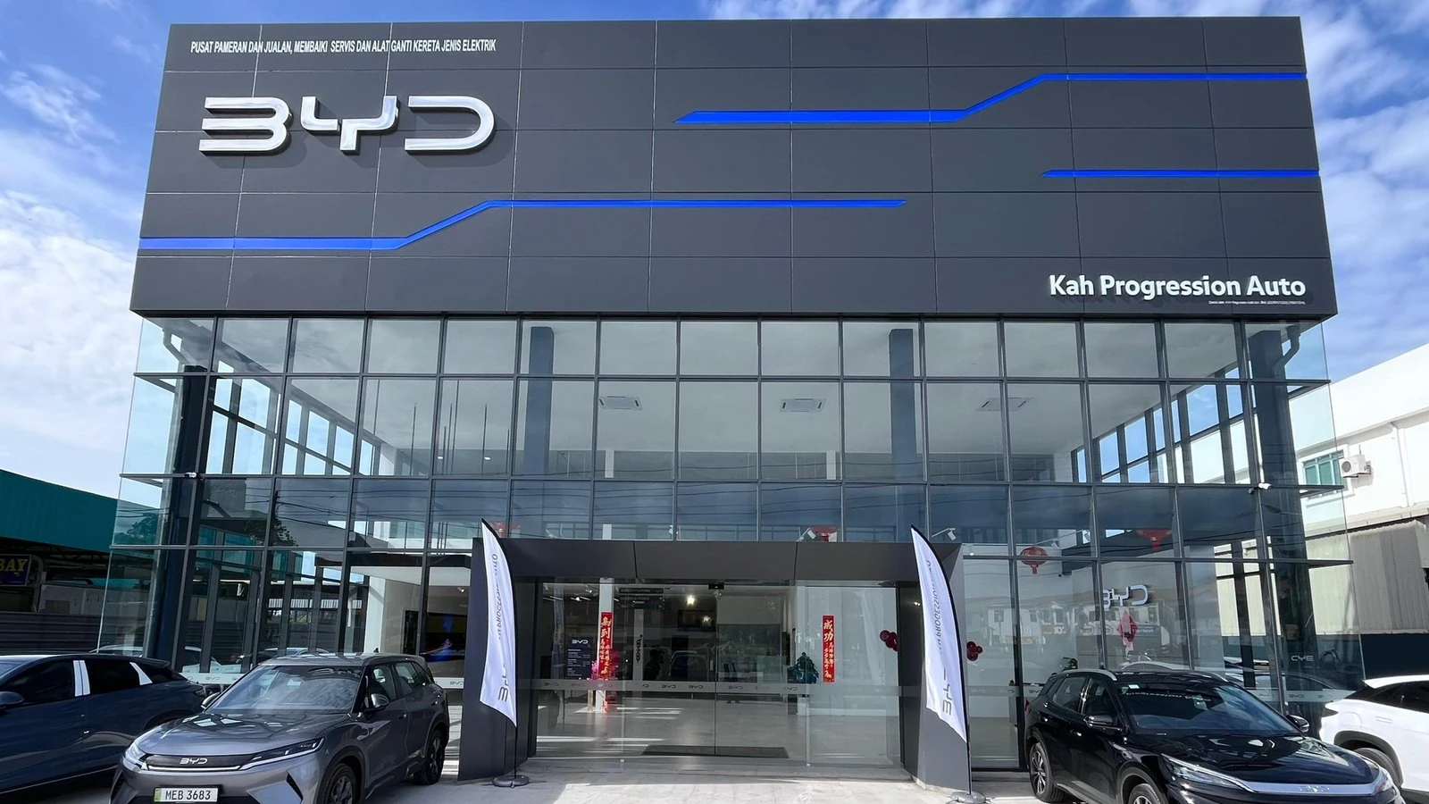 BYD Buka Pusat 3S Terbesar di Sarawak di Miri, Mampu Servis 35 Kereta Sehari