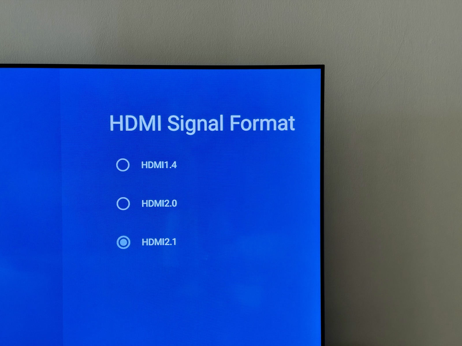 PRISM+ Q65 Ultra HDMI Signal Format menu set to HDMI2.1