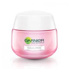 GARNIER Sakura White Pinkish Radiance Moisturizing Day Cream 50ml.jpg