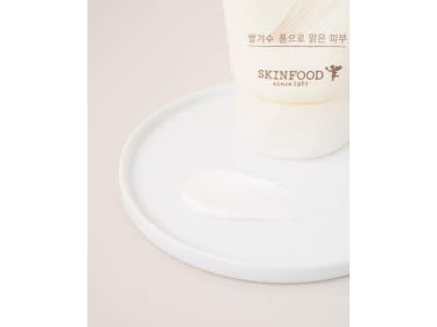 SKINFOOD Rice Brightening Scrub Foam.jpg