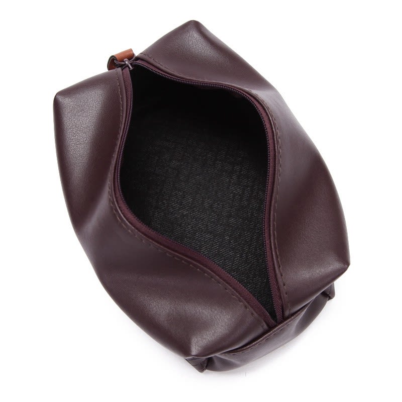 COLE HAAN Toiletries Bag1.jpg