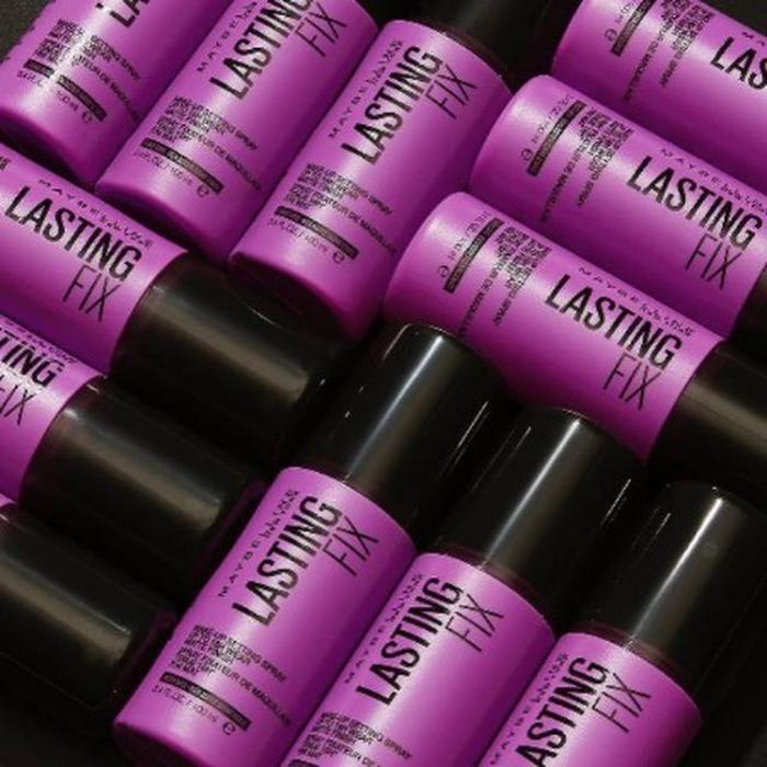 MAYBELLINE Facestudio Lasting Fix Spray3.jpg