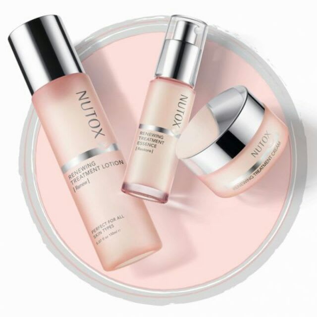 NUTOX Renewing Treatment Essence-4.jpg