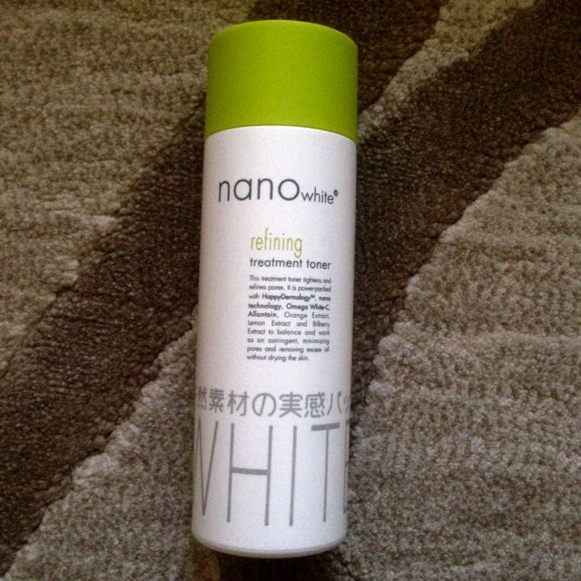 Nano White Refining Treatment Toner -2.jpg