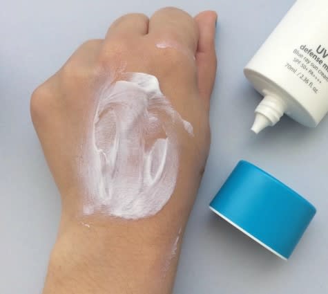 Make Prem UV Defense Me Blue Ray Sun Cream - 4.jpg
