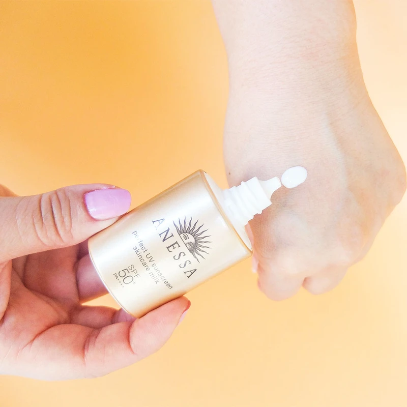 Shiseido Anessa Perfect UV Sunscreen Gel Gold - 5.webp