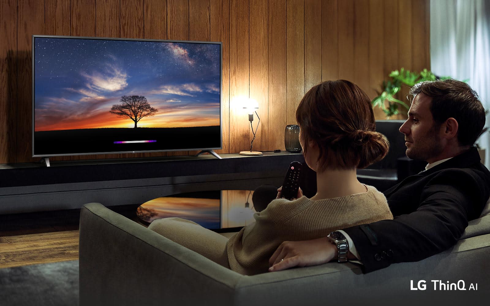 LG HDR Smart TV with AI (49UM7300) - 5.jpg