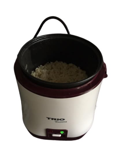 TRIO TJC-030 0.3L Mini Portable Rice Cooker -5.jpg