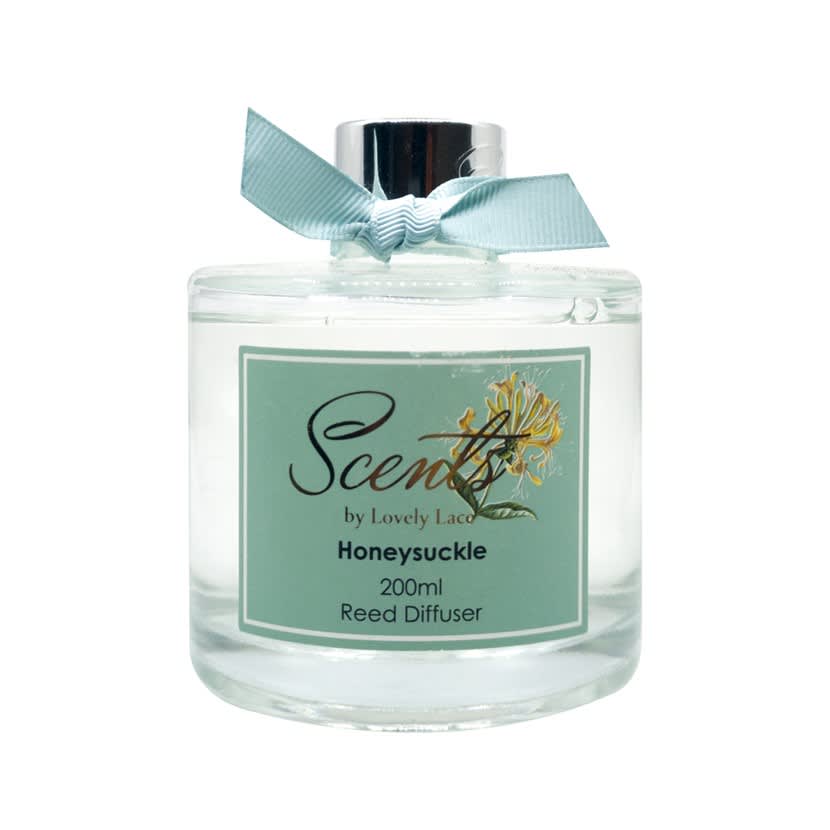 LOVELY LACE Scents Reed Diffuser -4.jpg