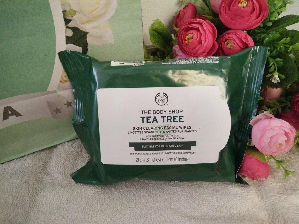 THE BODY SHOP Tea Tree Skin Clearing Facial Wipes (25s) -1.jpg
