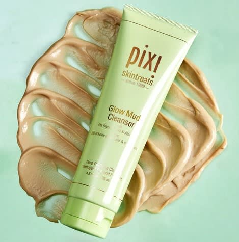 Pixi Glow Mud Cleanser (135ml) - 3.jpg