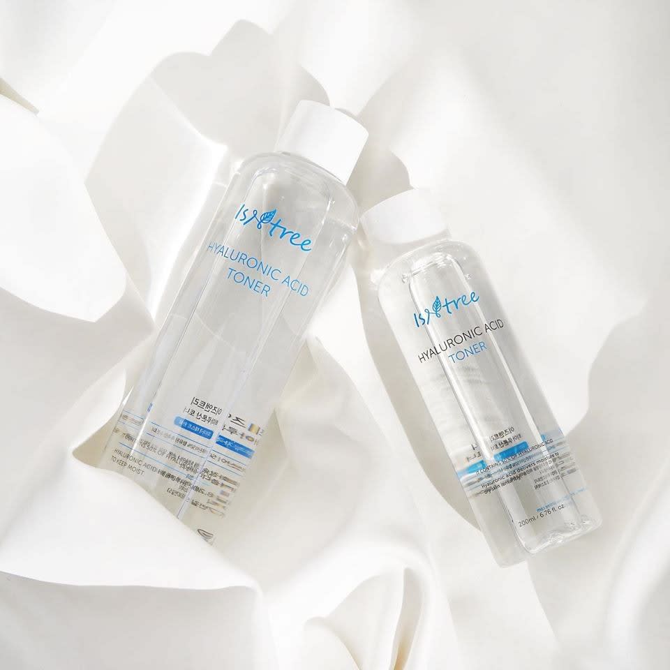 IsNTree Hyaluronic Acid Toner (200ml) -2.jpg