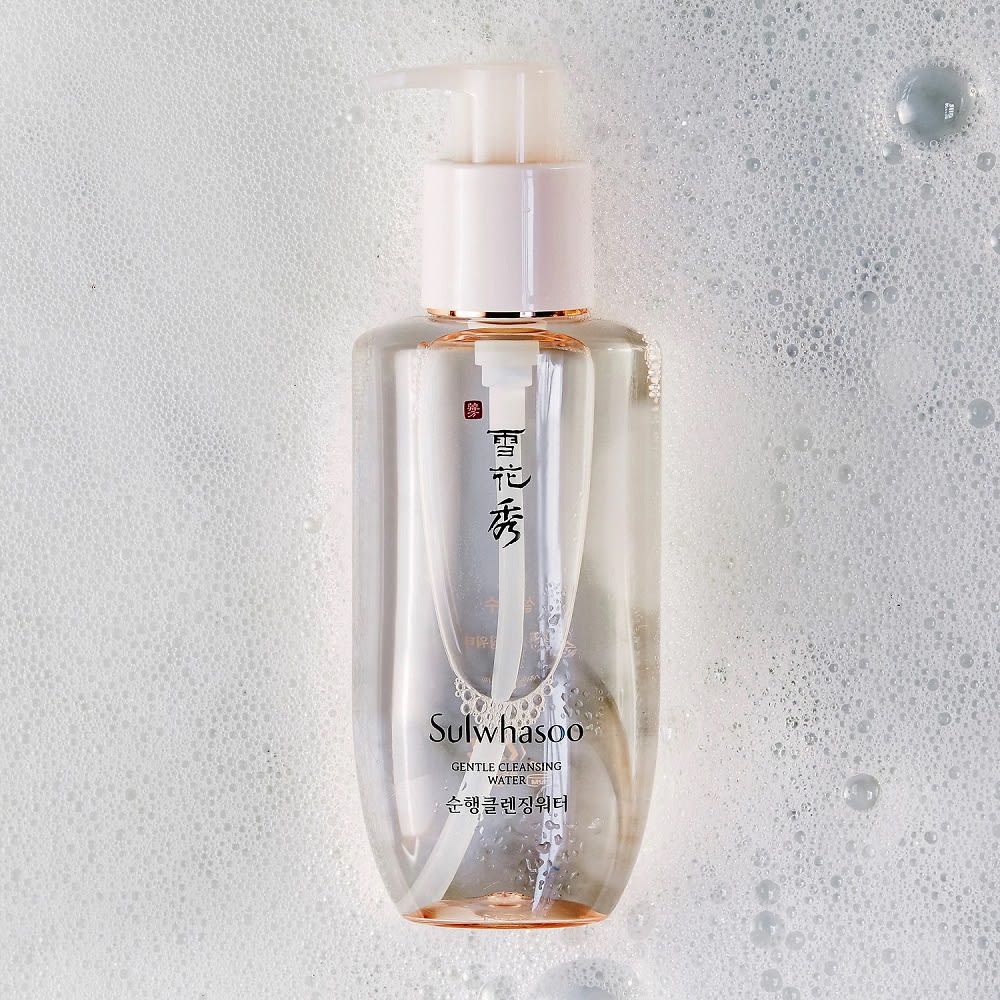 Sulwhasoo Gentle Cleansing Water Facial Cleanser -2.jpg
