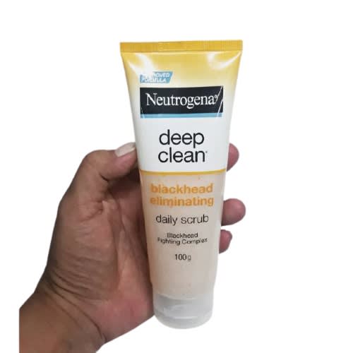 Neutrogena Deep Clean Blackhead Eliminating Daily Scrub -2.jpg