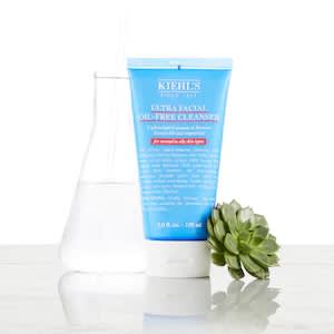 Kiehl’s Ultra Facial Oil-Free Cleanser1.jpg