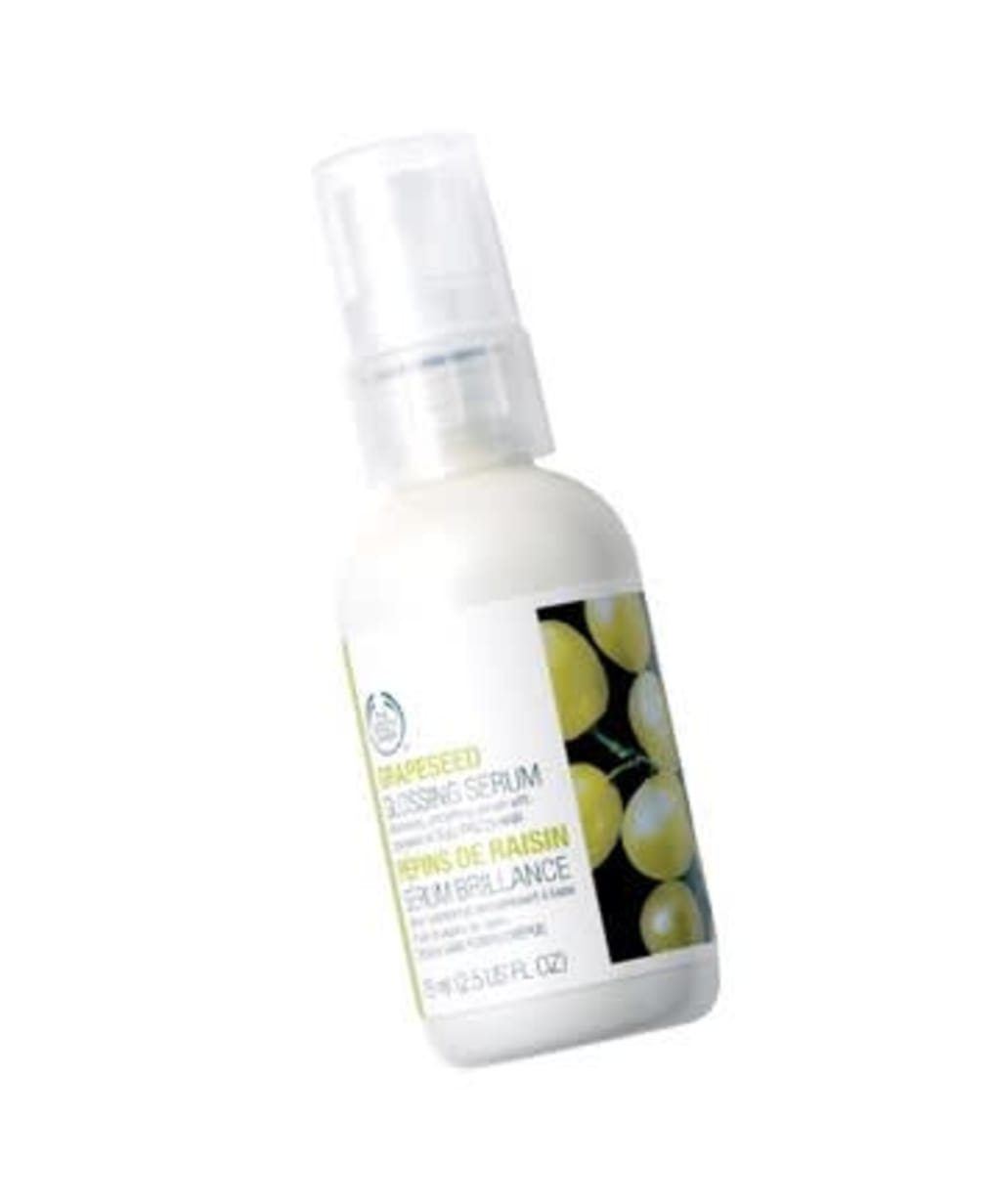 The Body Shop Grapeseed Glossing Serum1.jpeg