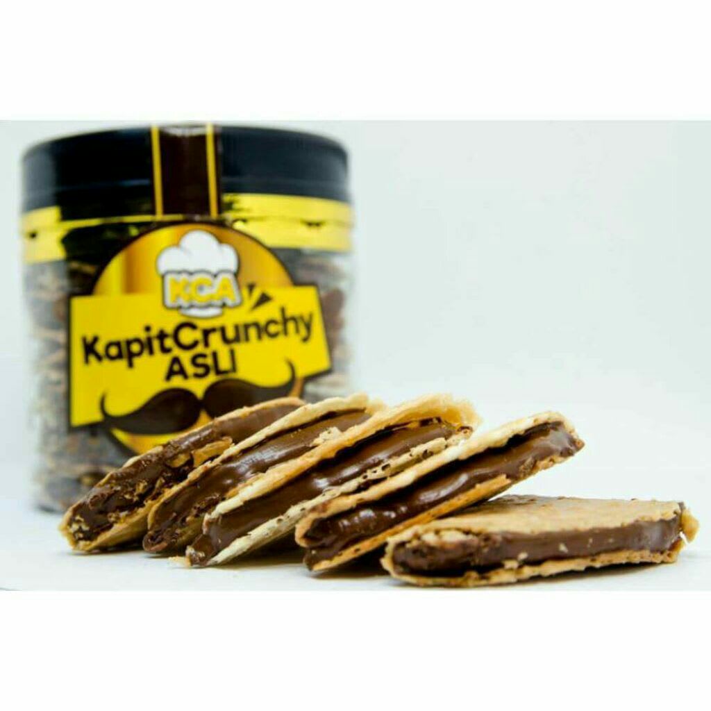 Kapit Crunchy Asli’s Kuih Kapit.jpg