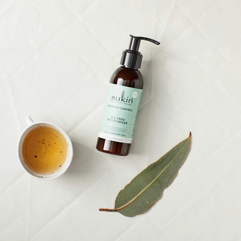 Sukin Organic Oil Free Moisturiser Blemish Control1.jpg