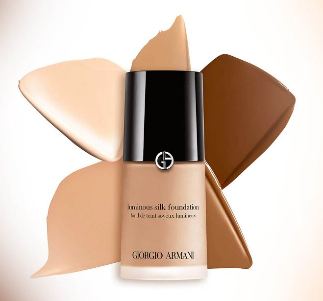 Giorgio Armani Luminous Silk Foundation -3.jpg