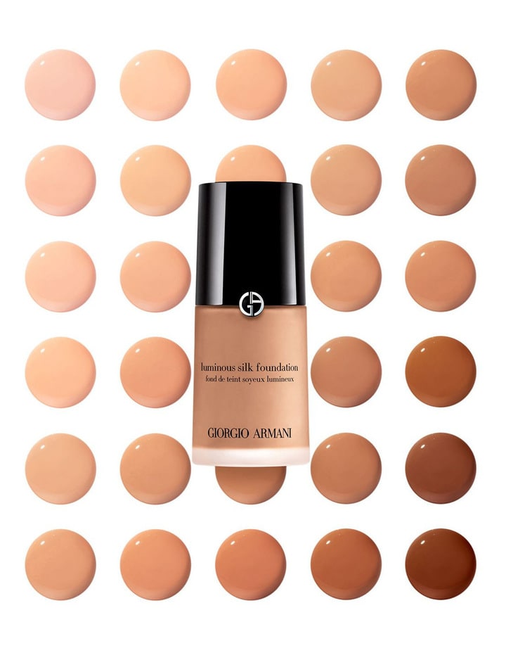 Giorgio Armani Luminous Silk Foundation -1.jpg