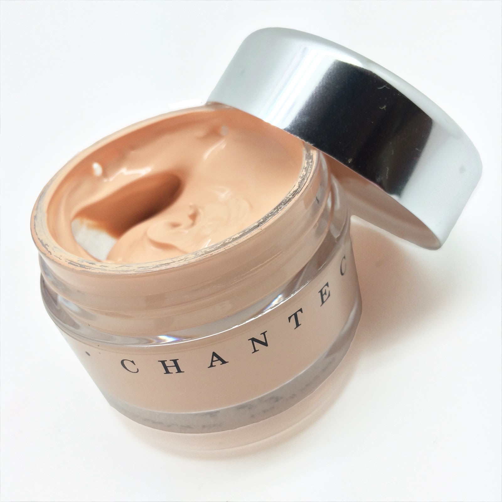 Chantecaille Future Skin Oil-Free Foundation -3.jpg