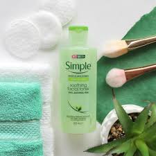 Simple Soothing Facial Toner -1.jpg