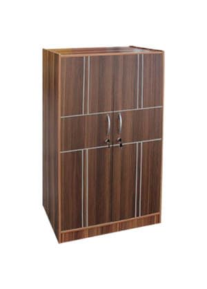 Grace Baby Locker.jpg Memiliki sekat untuk menggantung baju