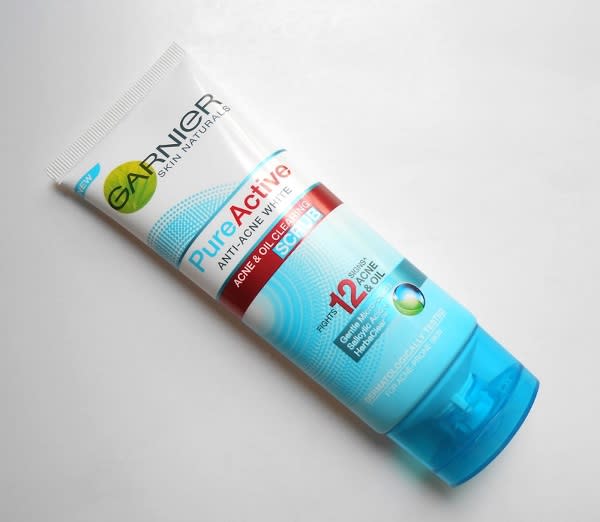 Garnier Pure Active Acne & Oil Clearing Scrub (100 ml) (1).jpg