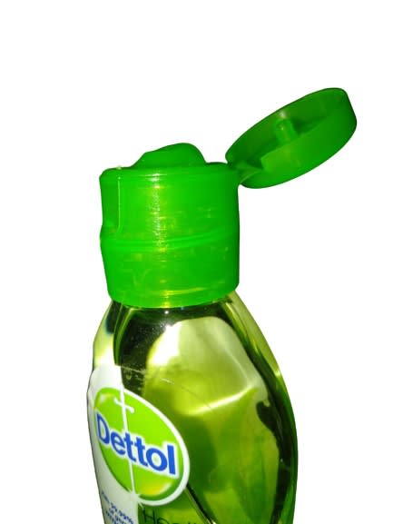 Dettol Instant Hand Sanitizer Refresh With Aloe Vera-3.jpg