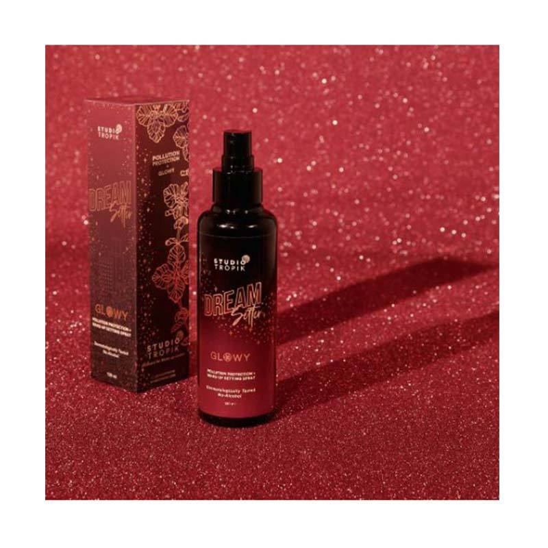 Studio Tropik Dreamsetter Glowy Pollution Protection Make-up Setting Spray-4.jpg