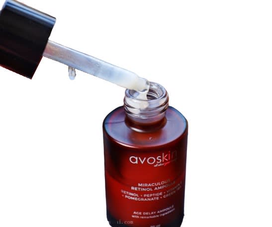 Avoskin Miraculous Retinol Ampoule-3.jpg