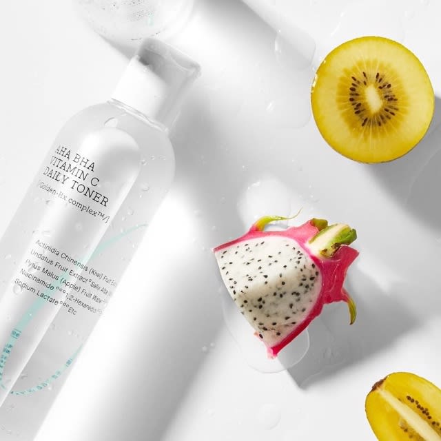 COSRX AHA BHA Vitamin C Daily Toner-5.jpg