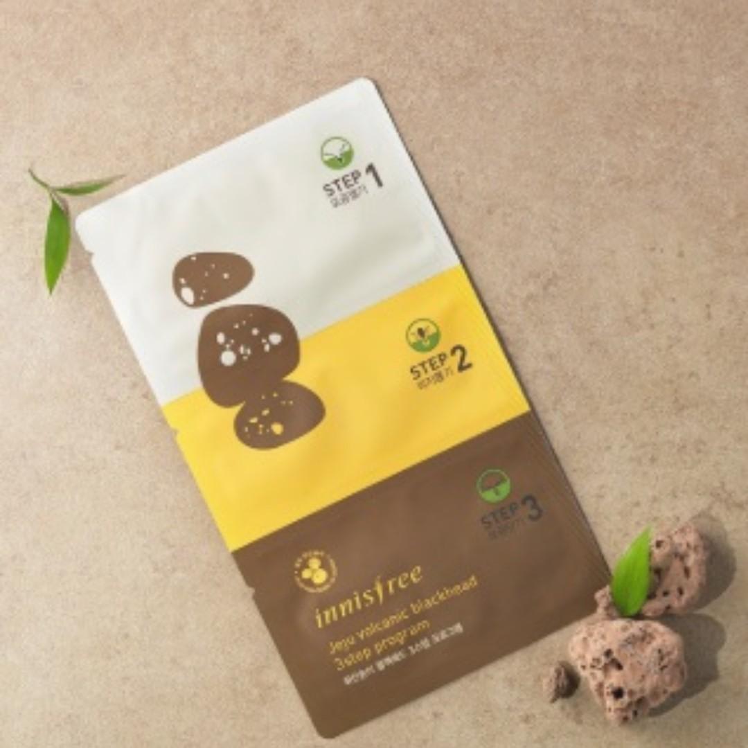 Innisfree Jeju Volcanic Blackhead 3-Step Program (2).jpg
