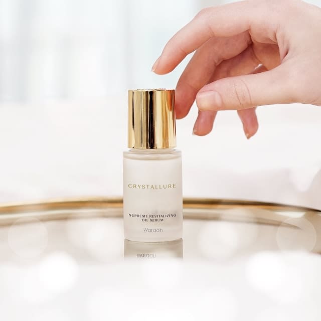 Wardah Crystallure Supreme Revitalizing Oil Serum (30 ml)-5.jpg