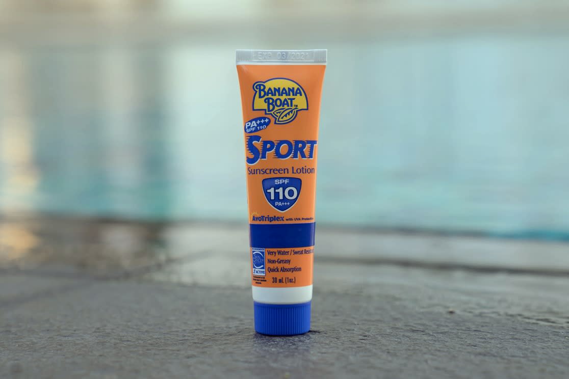 Banana Boat Sport Sunscreen Lotion.jpg
