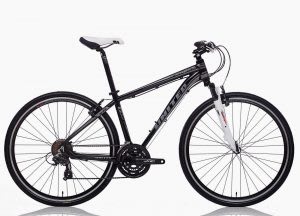 Berfitur canggih untuk hobi touring kamu