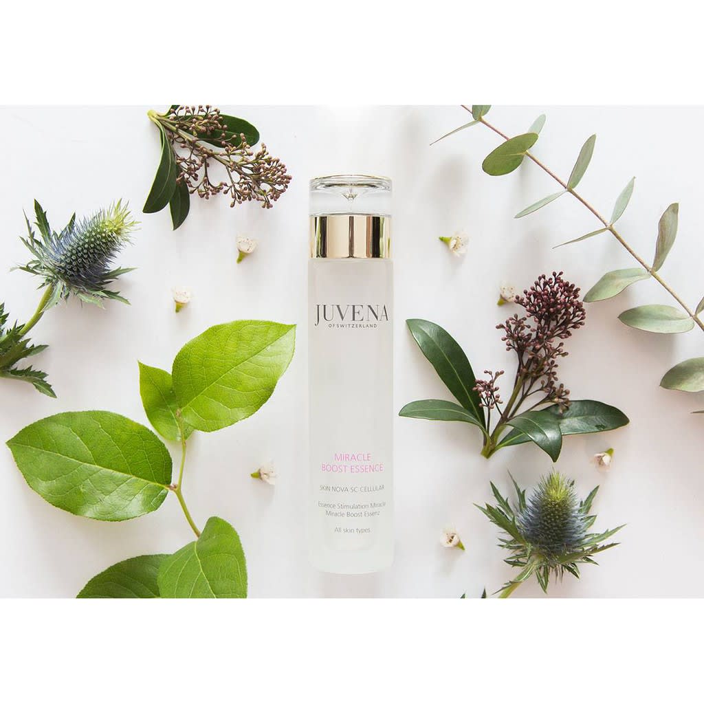 JUVENA MIRACLE BOOST ESSENCE1.jpg
