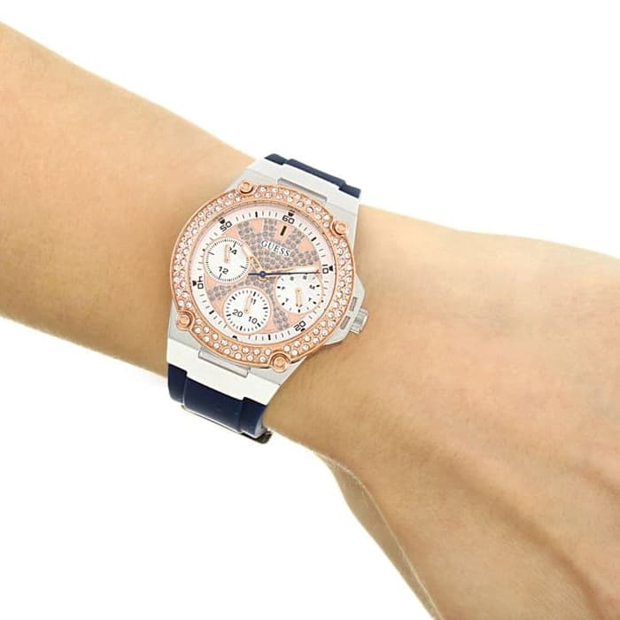 GUESS นาฬิกาข้อมือผู้หญิง ZENA รุ่น W1291L2 สีน้ำเงิน-5.jpg