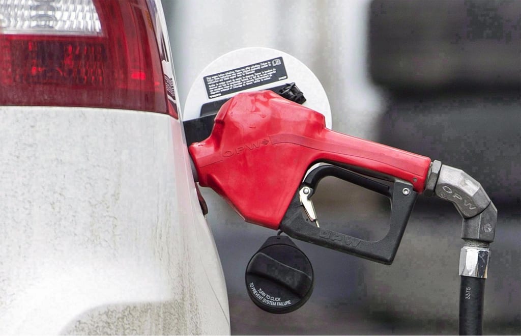 Can You Use Mobile Phones At Petrol Station Malaysia 2023