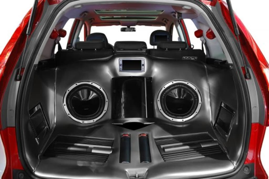 Musik Ngebass dengan 11 Speaker Mobil Terbaik di Indonesia (Update 2022)